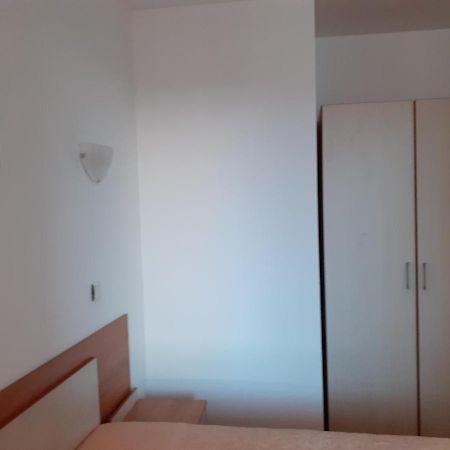 Апартамент Полюси 1 Sluneční pobřeží Exteriér fotografie