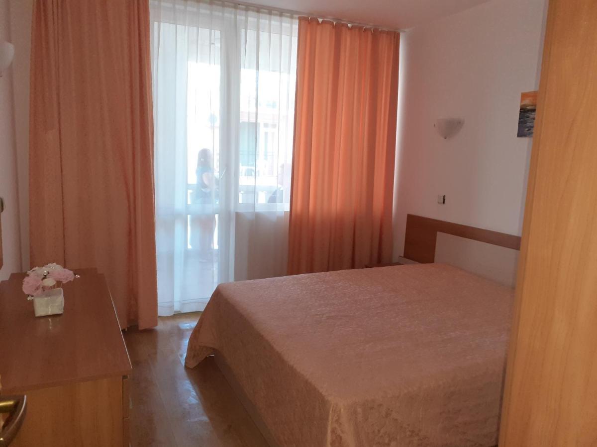 Апартамент Полюси 1 Sluneční pobřeží Exteriér fotografie