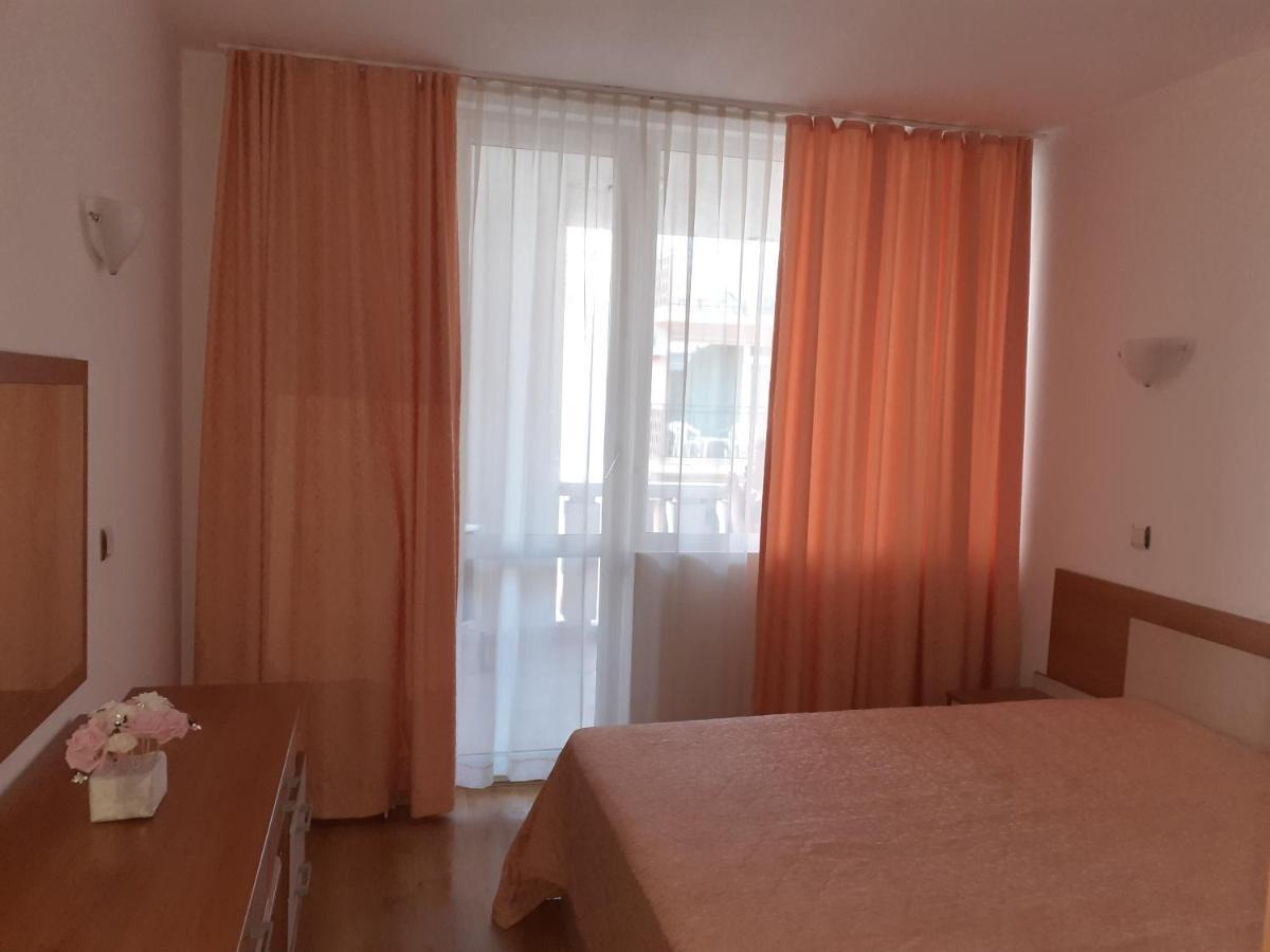 Апартамент Полюси 1 Sluneční pobřeží Exteriér fotografie