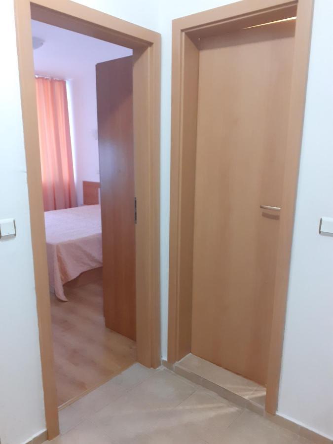 Апартамент Полюси 1 Sluneční pobřeží Exteriér fotografie